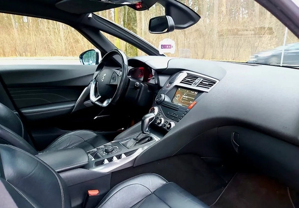 Citroen DS5 cena 47900 przebieg: 230000, rok produkcji 2015 z Morąg małe 497